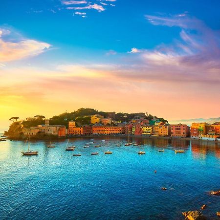 Ferienwohnung 021 - Casa Ponente Con Terrazzo - Centro Citta, Carruggio E Mare Baia Del Silenzio A 500 M Sestri Levante Exterior foto